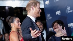 Prens Harry d'Anglete ak Meghan Markle, madanm ni rive pou Gala Salute to Freedom nan nan Nouyok, 10 Nov. 2021.